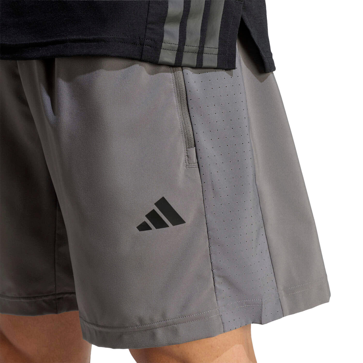 SHORT DA ALLENAMENTO ESSENTIALS BASE WOVEN 10/11