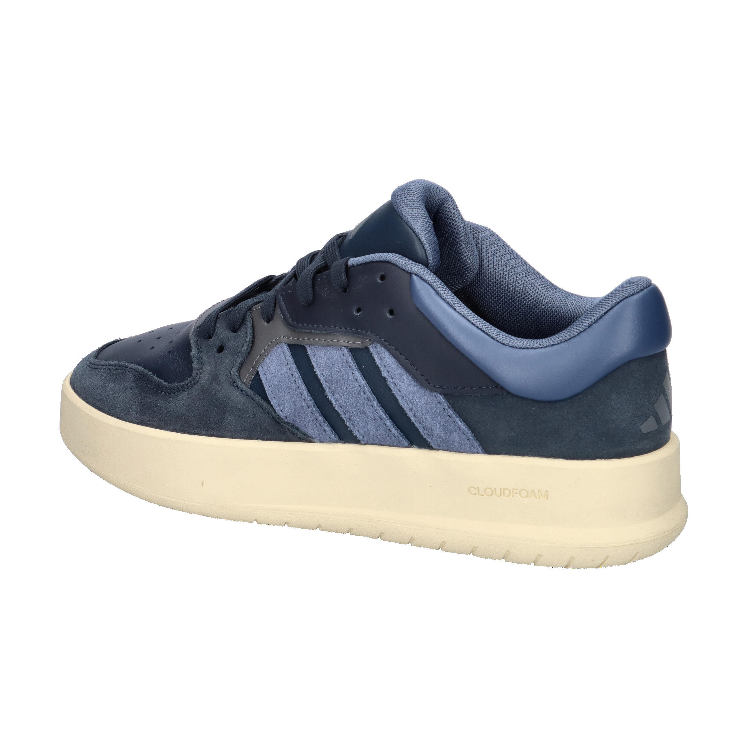 Court 24 Schuh 11/15