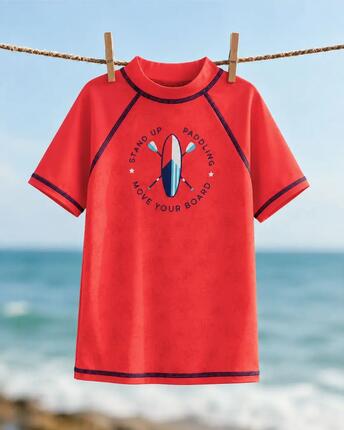 Camiseta baño niño roja protección solar