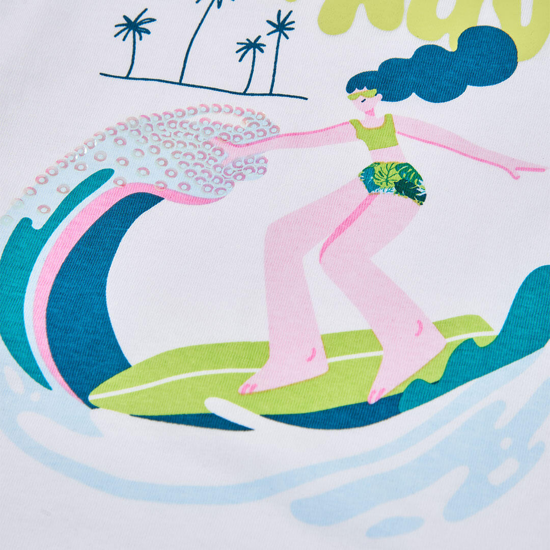 Camiseta de Algodón para Niña Blanca con Estampado de Surfista 3/4