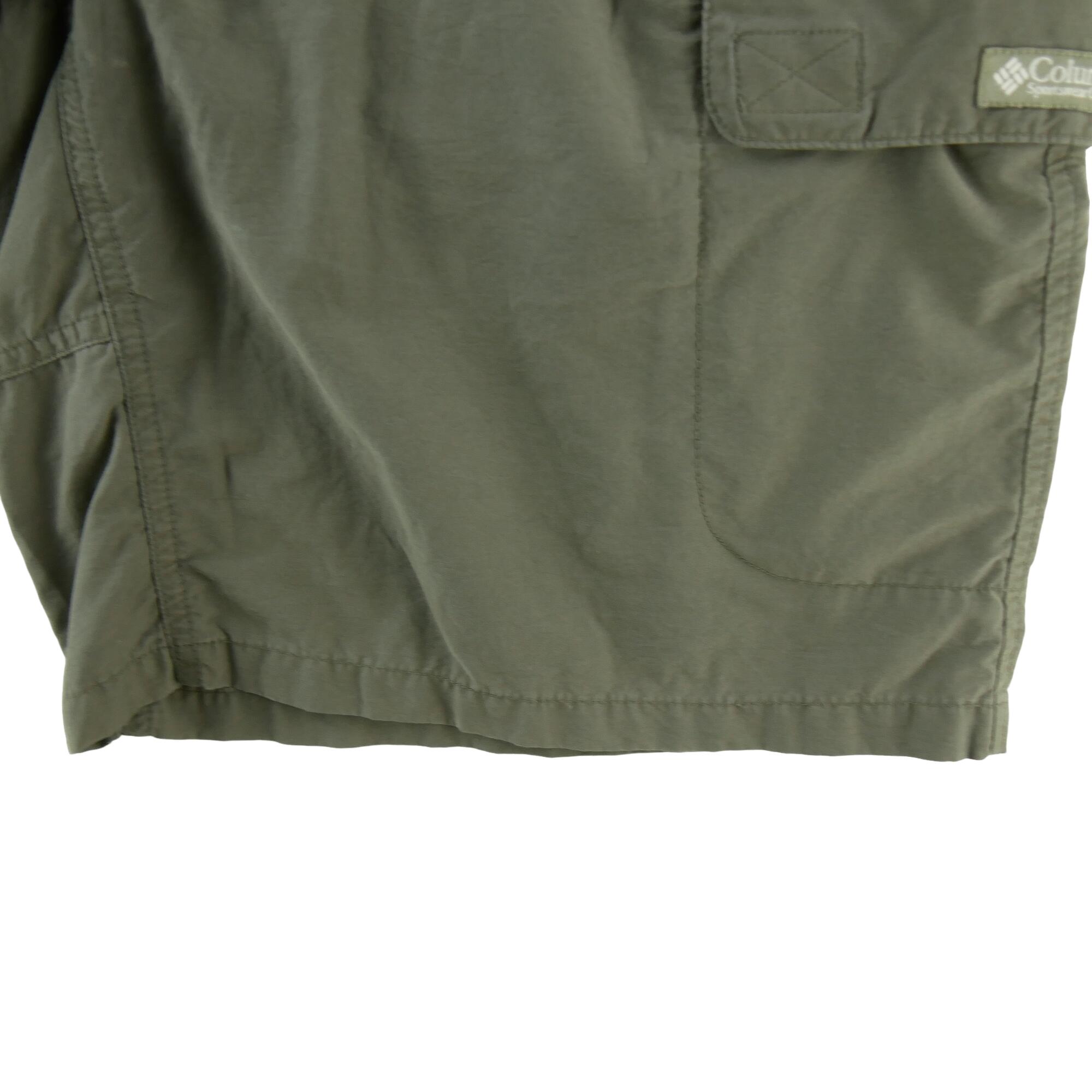 Tweedehands - Columbia herenshort cargo - Als nieuw 5/6