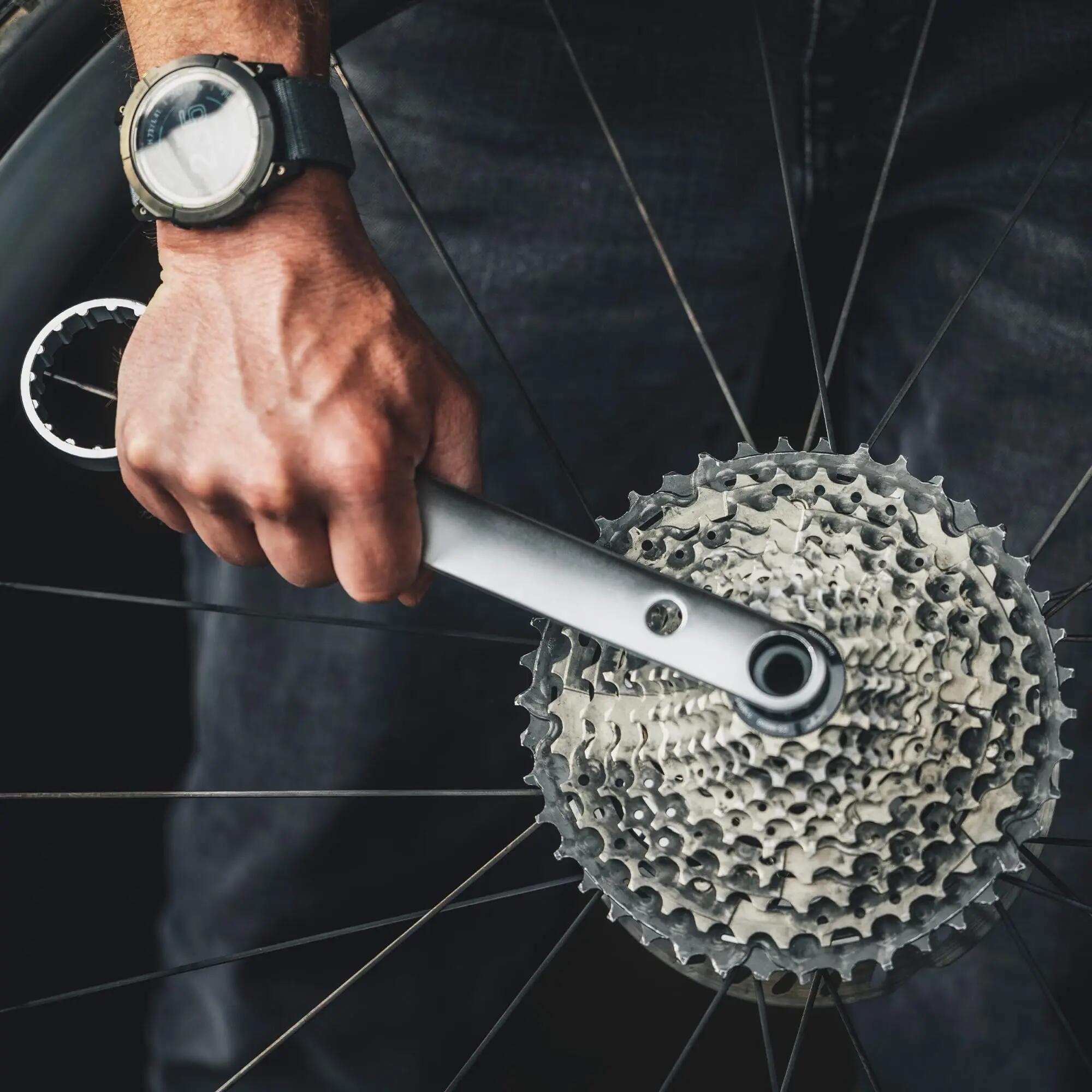 Bottom Bracket/Cassette Wrench Clé pour boîtier de pédalier Externe 2/5