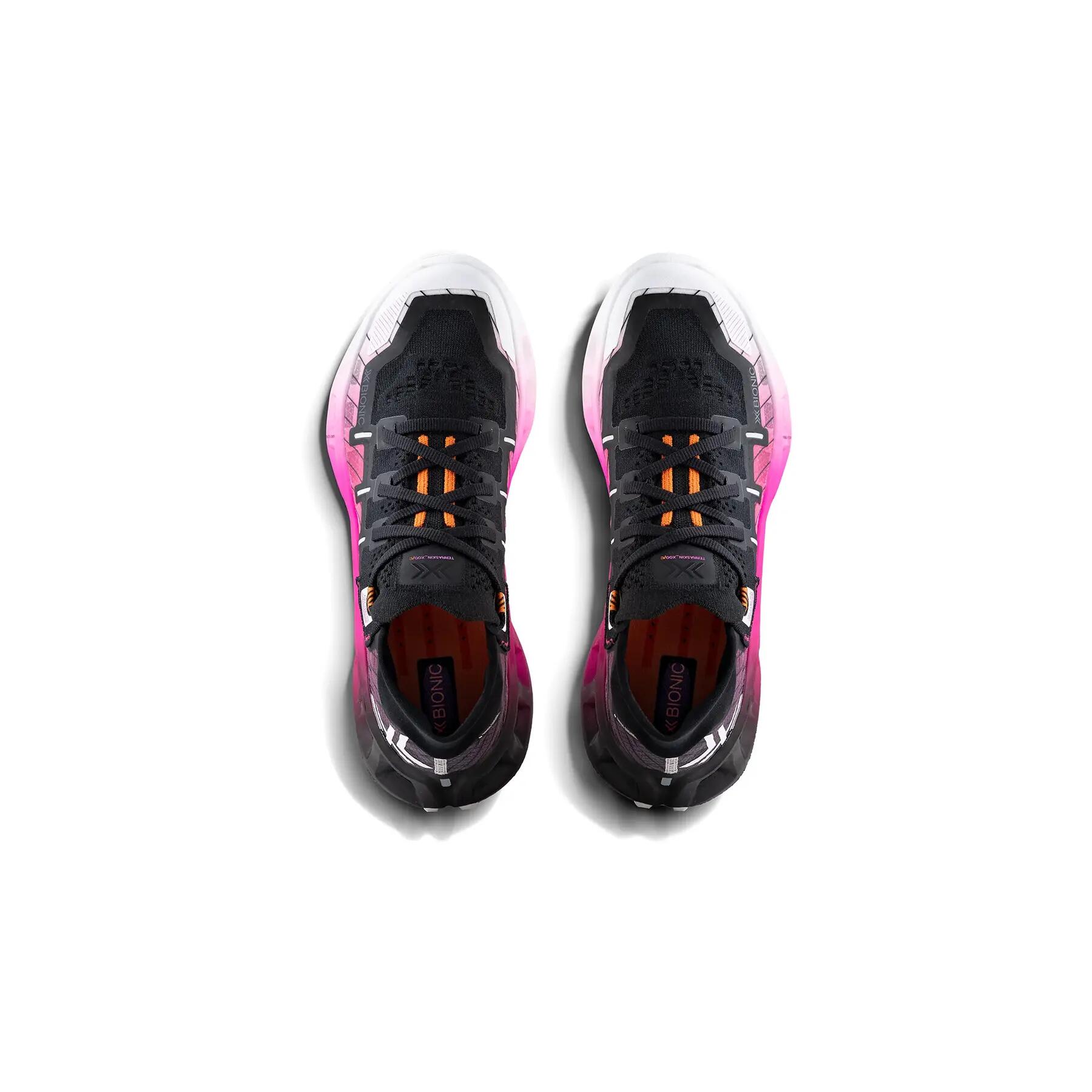 Buty biegowe trailowe unisex X-Bionic Terraskin X00/C czarno-różowo-białe 4/5