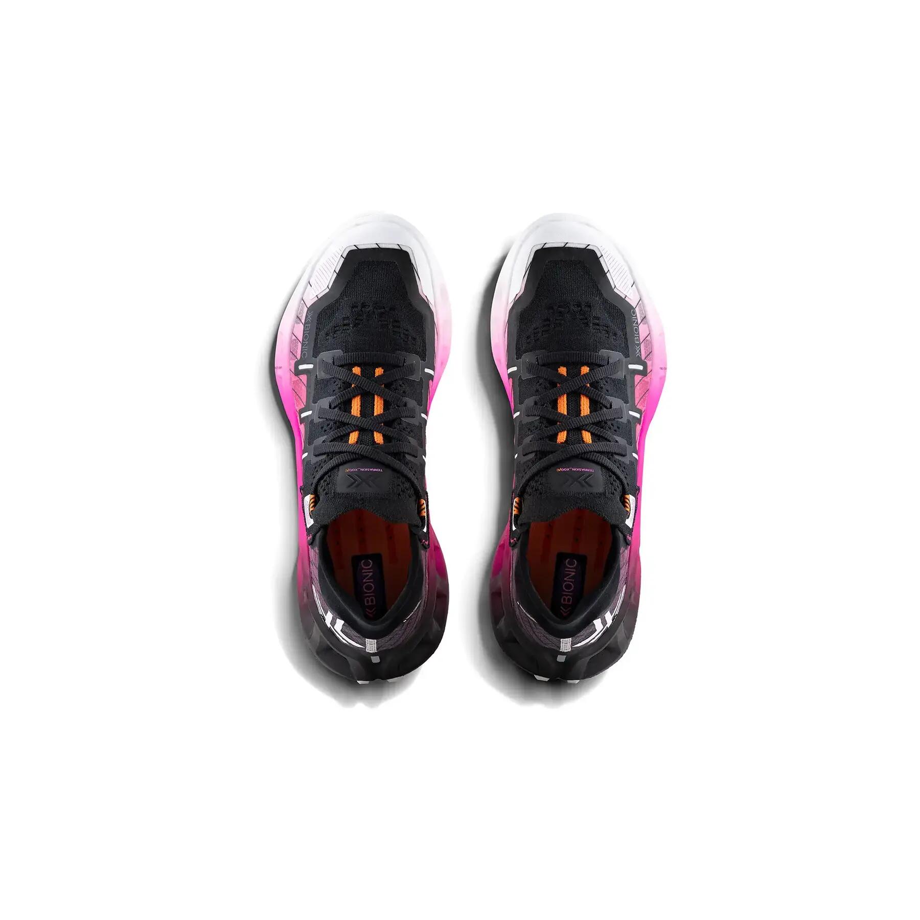 Buty biegowe trailowe unisex X-Bionic Terraskin X00/C czarno-różowo-białe 4/7