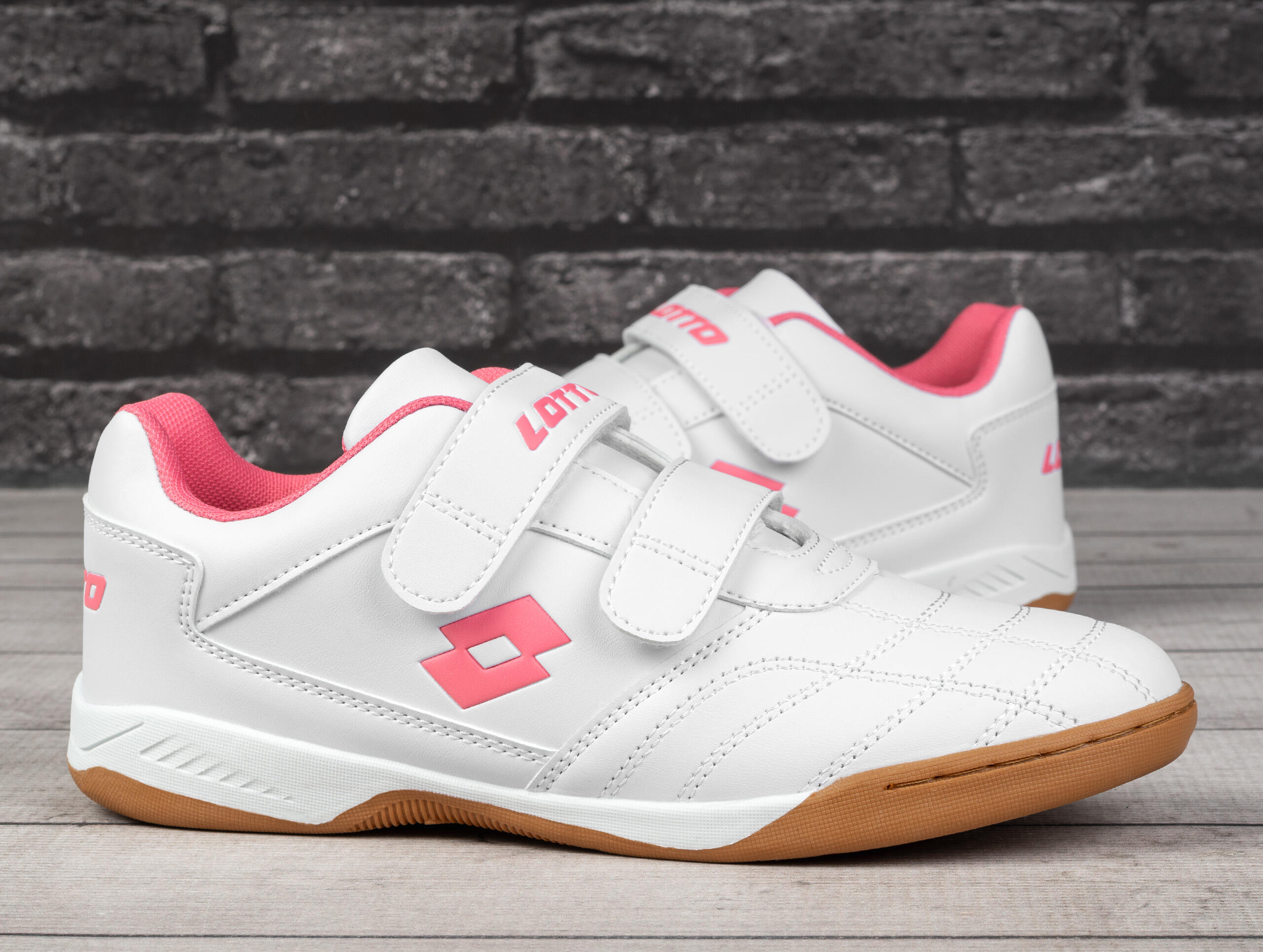 Buty dziecięce sportowe halowe na rzep Lotto PACER T 2/6