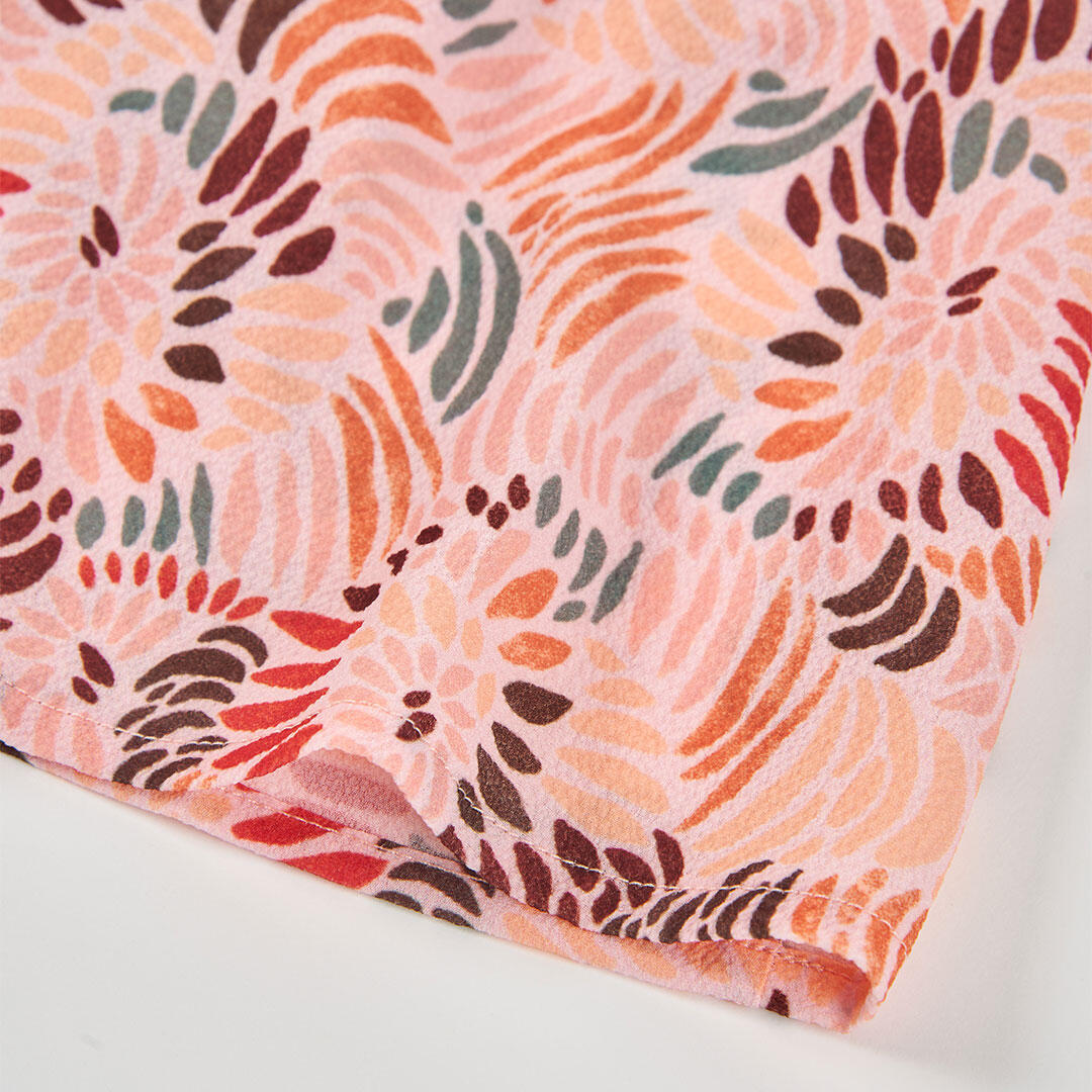 Top Infantil de Crepé para Niña Salmón con Estampado Abstracto 4/4