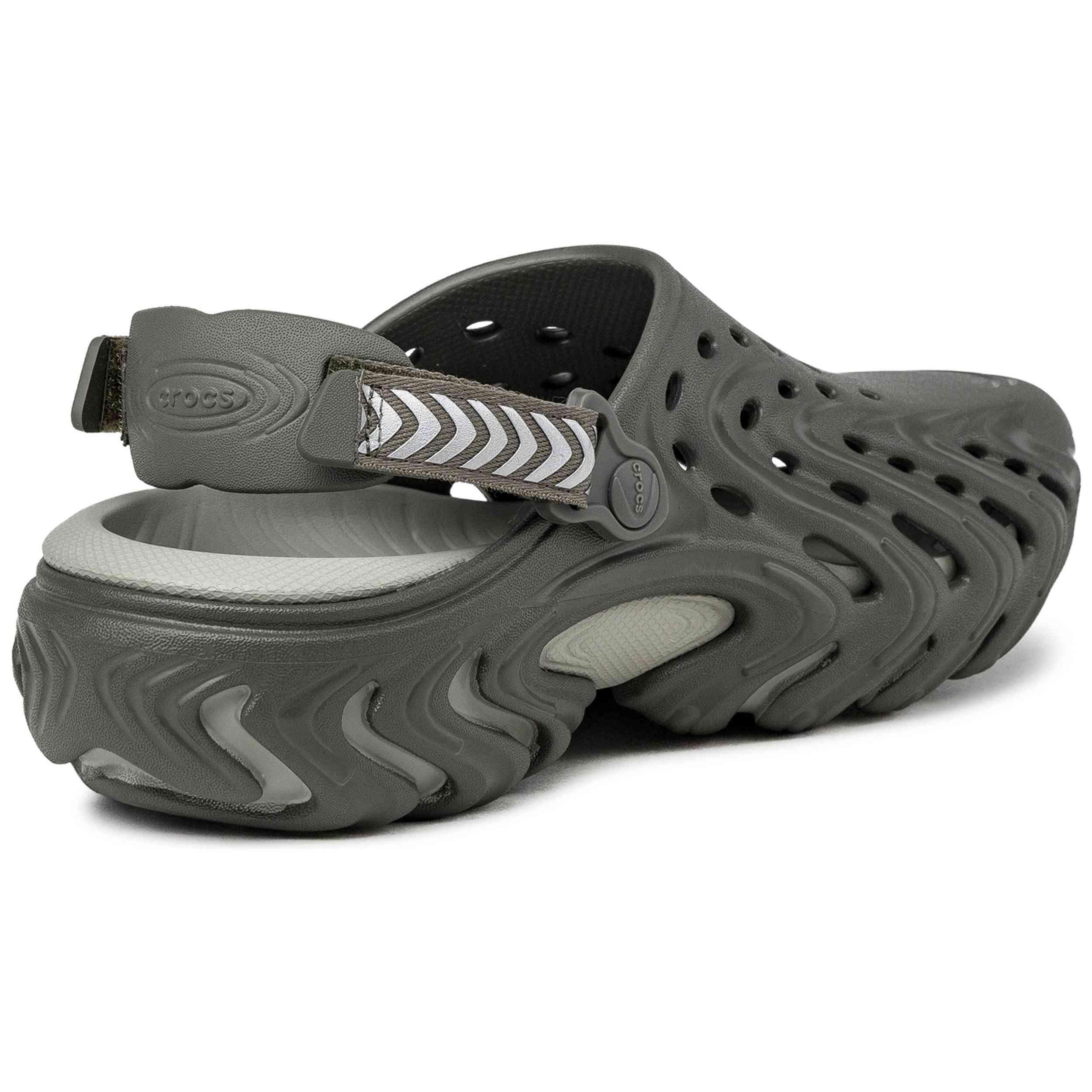 Sandalias Crocs modelo ECHO II CHROME CLOG U para hombre 3/3