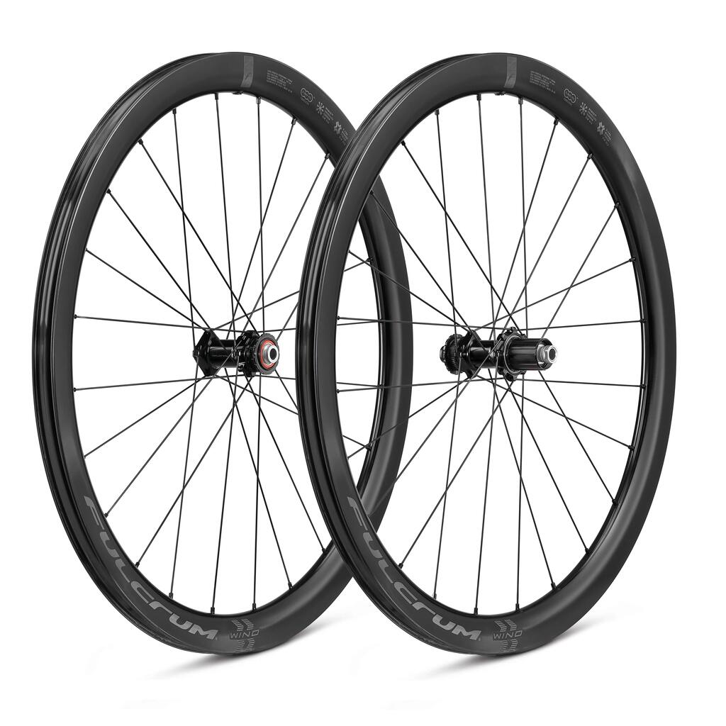 Pair of wheels Campagnolo Wind 42 HG11