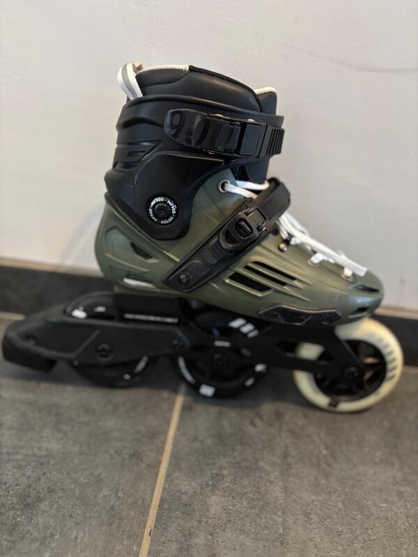 Entre Particuliers - Patins à roulettes mf900 2/5