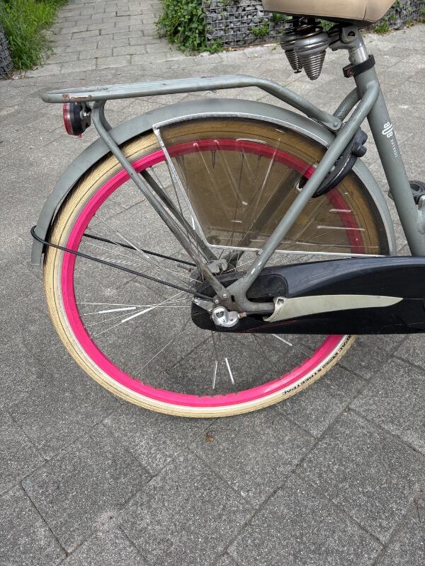 Tussen Particulieren - Batavus BUB Transportfiets (Grijs/Roze) 3/7