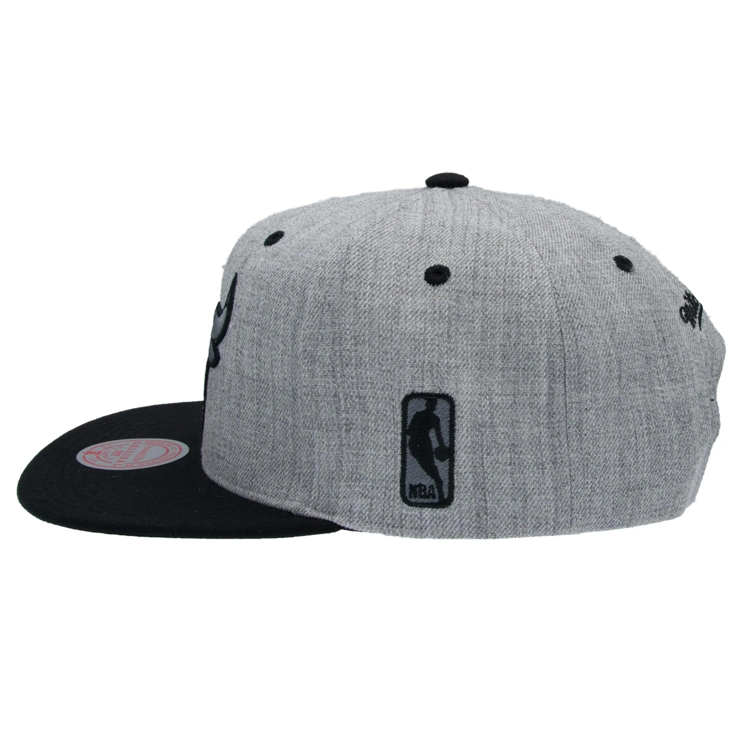 Snapback Cap - Broad II Chicago Bulls Gris 5/7