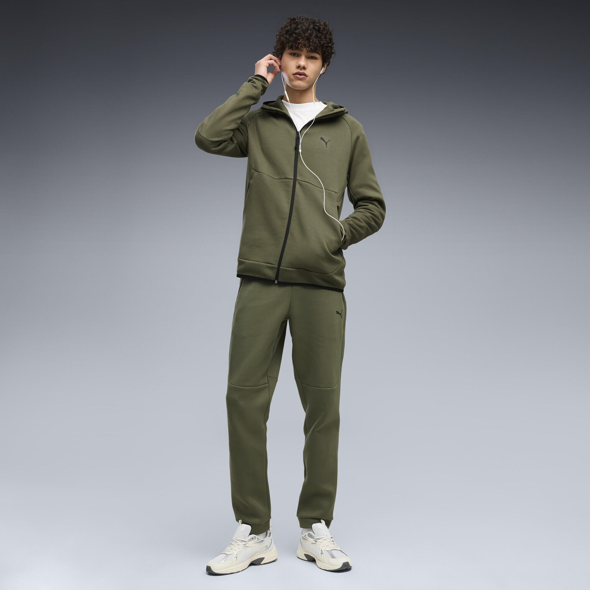 PUMATECH Elevated Slim Full-Zip Hoodie Men PUMA 4/5