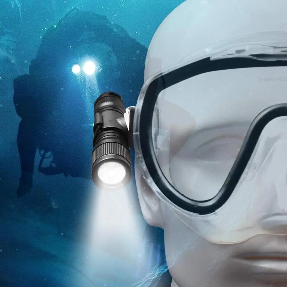 D560 Mini Lampes de plongée 650 Lumens avec Clip de Masque Rotatif à 360Lampe 2/7