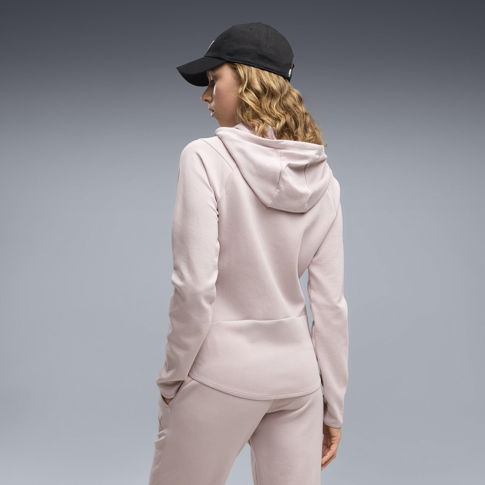 PUMATECH SENSE jack met volledige rits voor dames PUMA 3/5