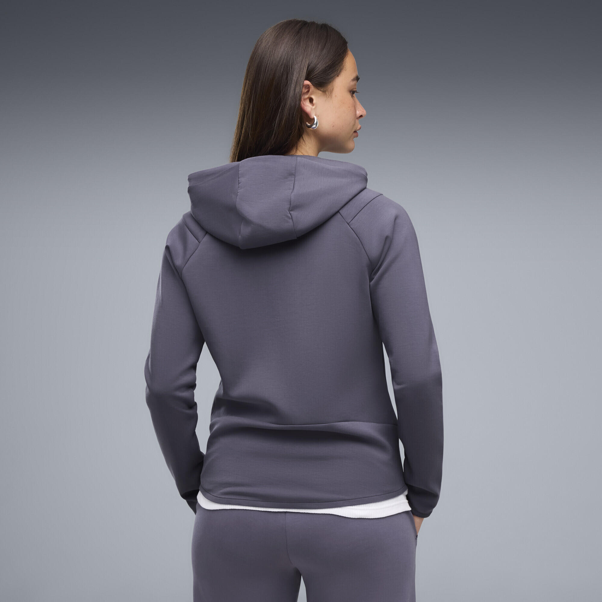 Moletom esportivo feminino com capuz da Puma 3/8