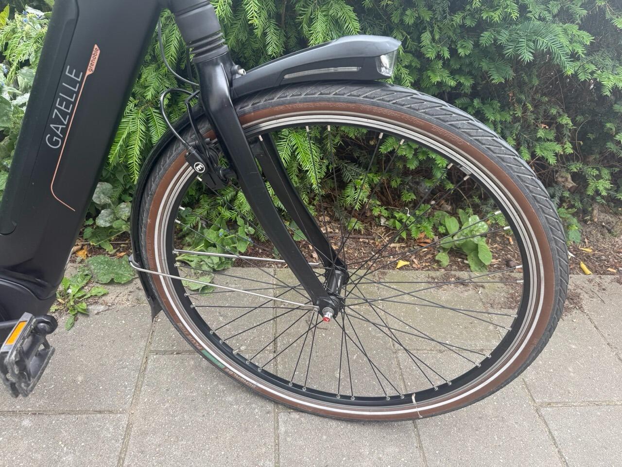 Gazelle Grenoble 400Wh, Shimano Nexus shifter, Hydraulic brakes, Bosch Active 7/7