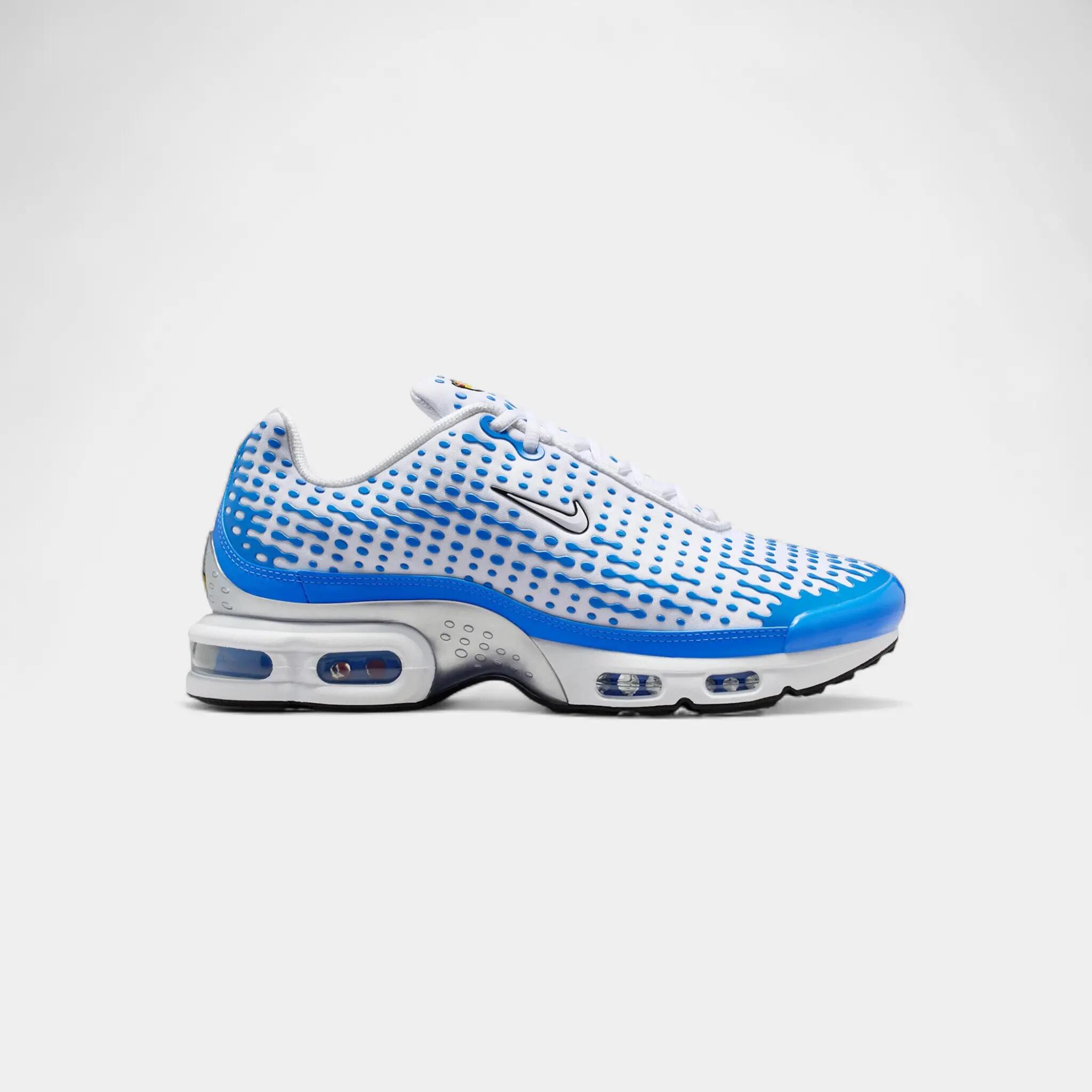 NIKE picture