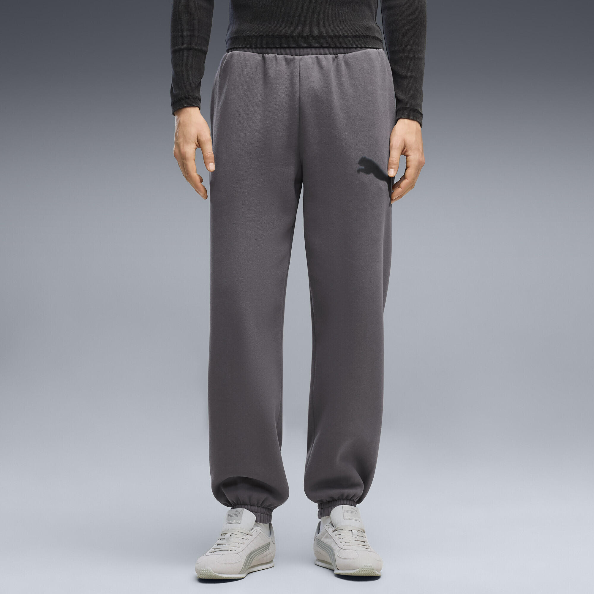 Pantalones de chándal holgados PUMA Sport Street Graphic de forro polar Hombre 4/5