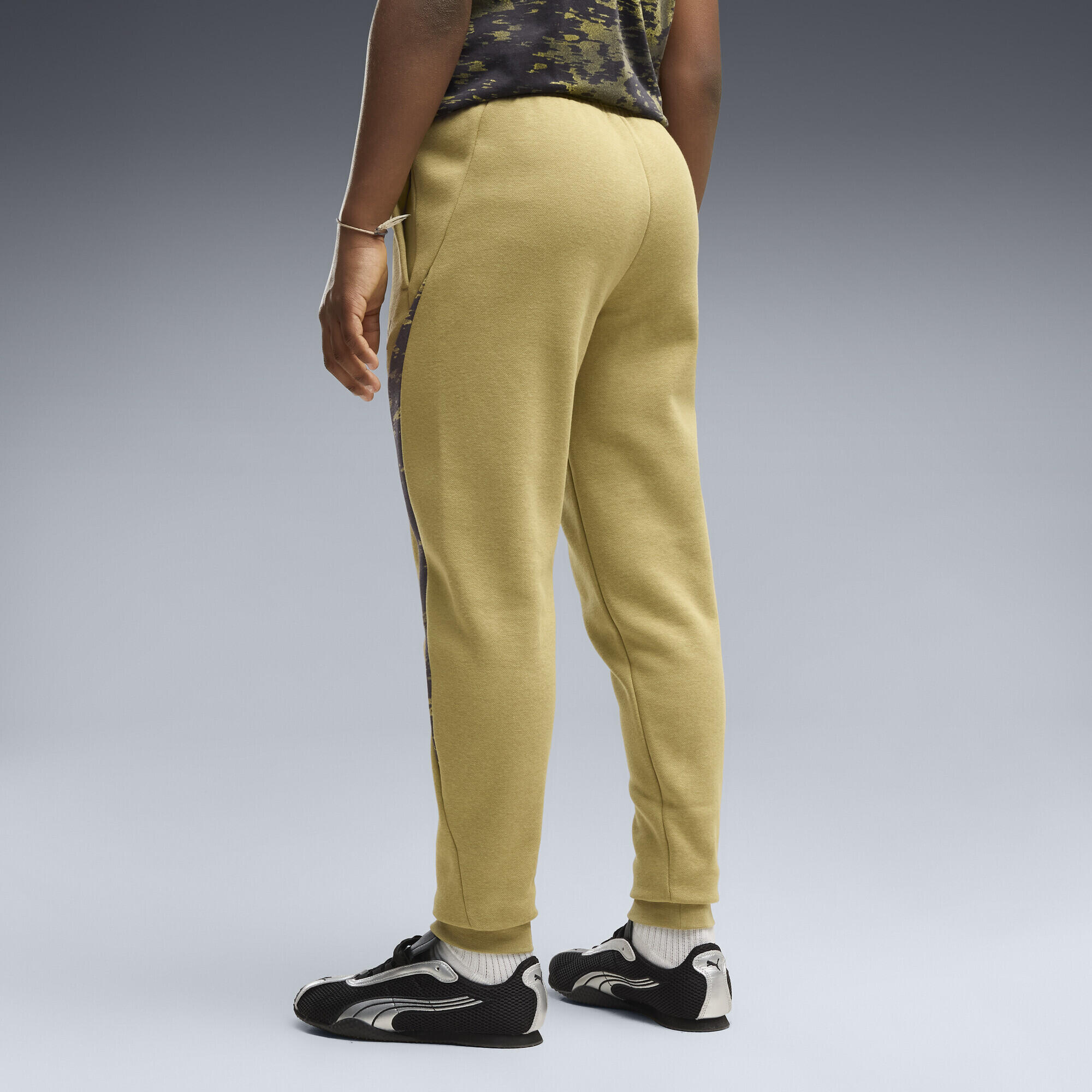 PUMA Sport fleece sweatpants met camouflageprint voor jongeren PUMA 3/5