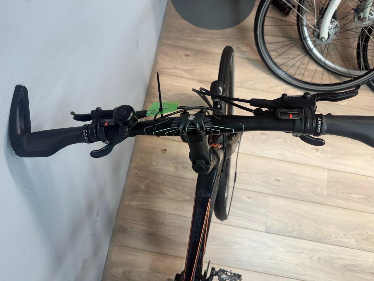 Liv trekking/hybride bike, zwart 7/7