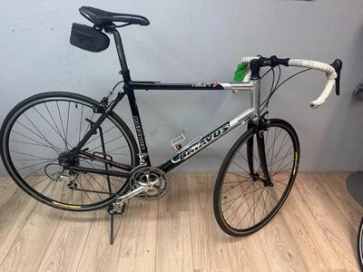 Batavus tech 7, metal/grijs