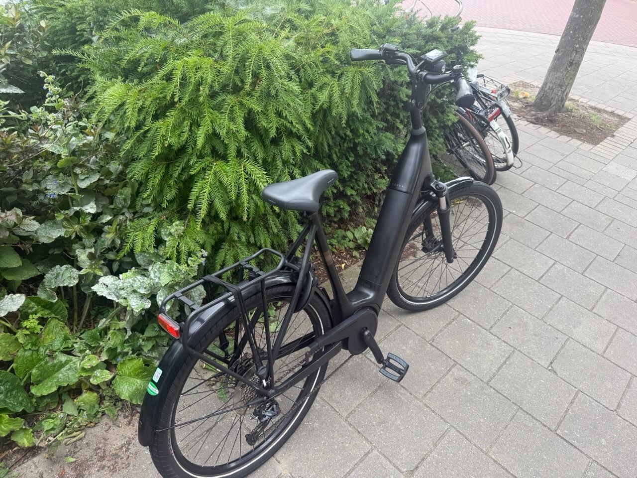 Trek Verve 545Wh, Shimano Altus shifter, Shimano Hydraulic brakes, Bosch perfo 2/7