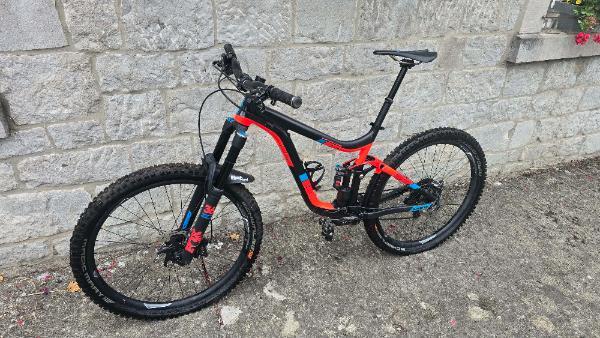 Entre Particuliers - VTT Enduro Giant Reign 1.5 LTD 2017 M 5/5