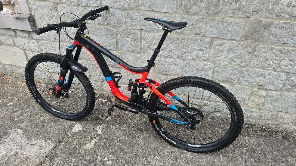 Entre Particuliers - VTT Enduro Giant Reign 1.5 LTD 2017 M 4/5