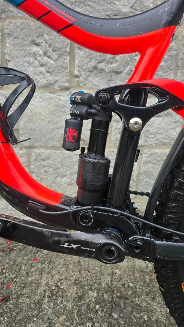 Entre Particuliers - VTT Enduro Giant Reign 1.5 LTD 2017 M 3/5