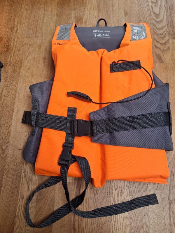 Entre Particuliers - 2 Gilets de sauvetage 2/4