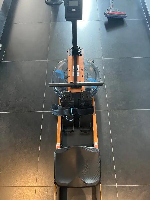 Tussen Particulieren - Merach r28 waterroeier 3/3