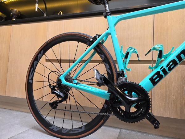 Entre Particuliers - Velo Bianchi Carbone 4/6