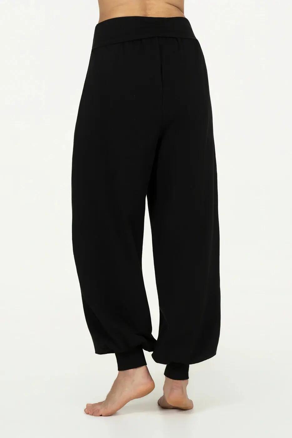 Rhea Harem Pants - Onyx Black 3/5