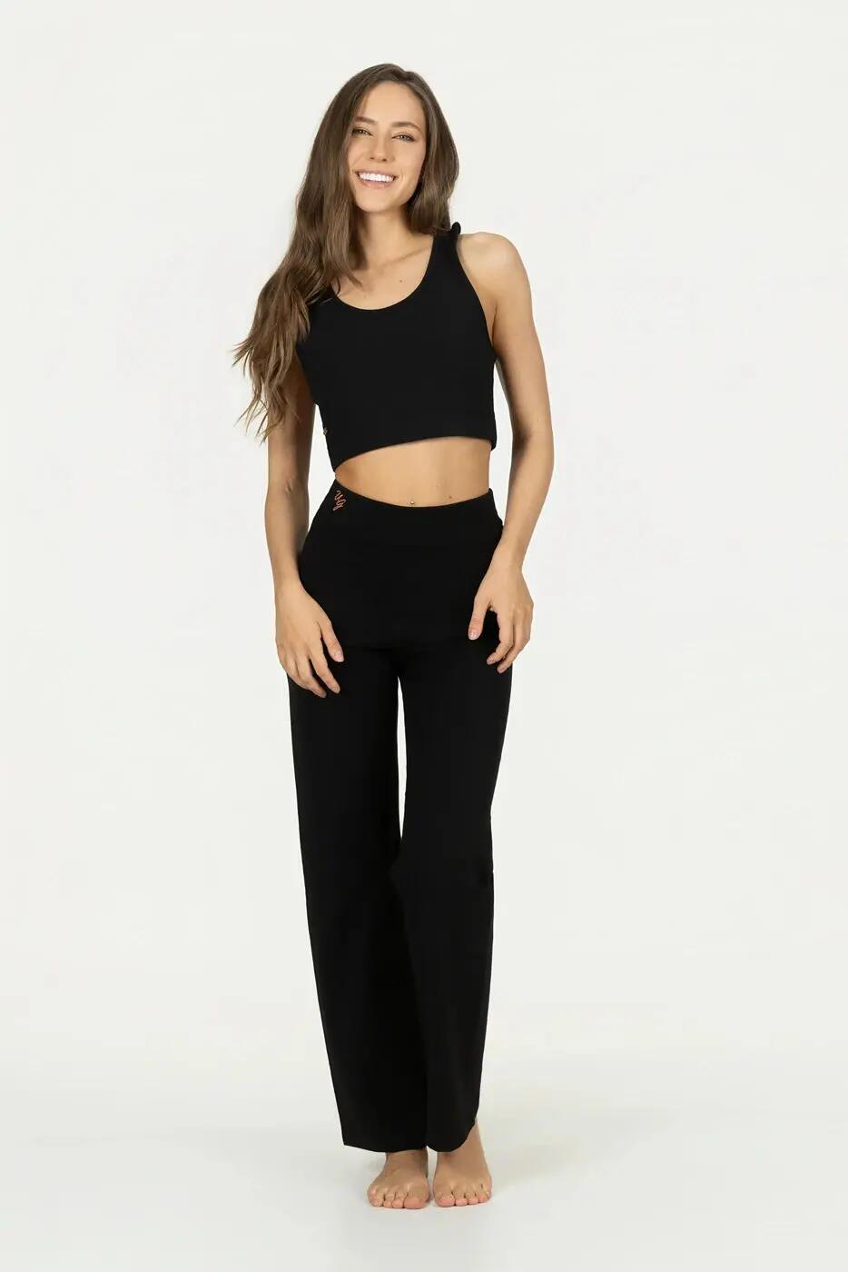 Agni - Modèle de Pantalon Yoga et Pilates Taille Haute Tendance - Noire Onyx 4/5
