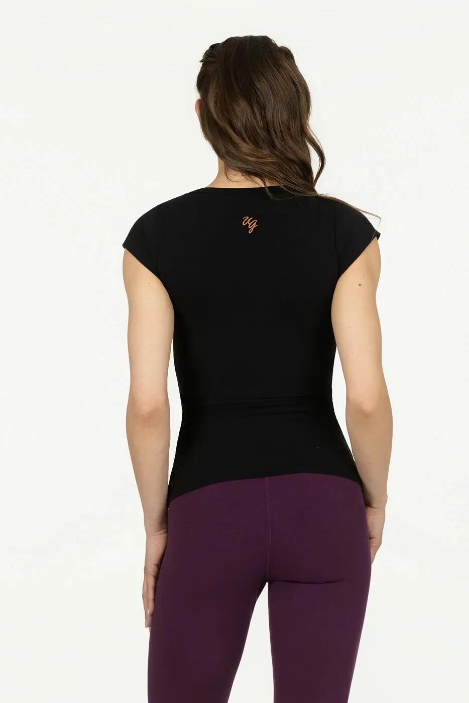 Haut de Yoga et Pilates  Zefira - Noir Onyx 3/7