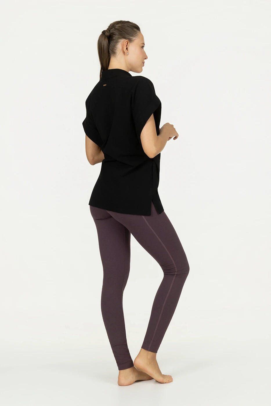 Top Kimono de Yoga et Pilates et Pilates Yumea – Noir Onyx 4/5