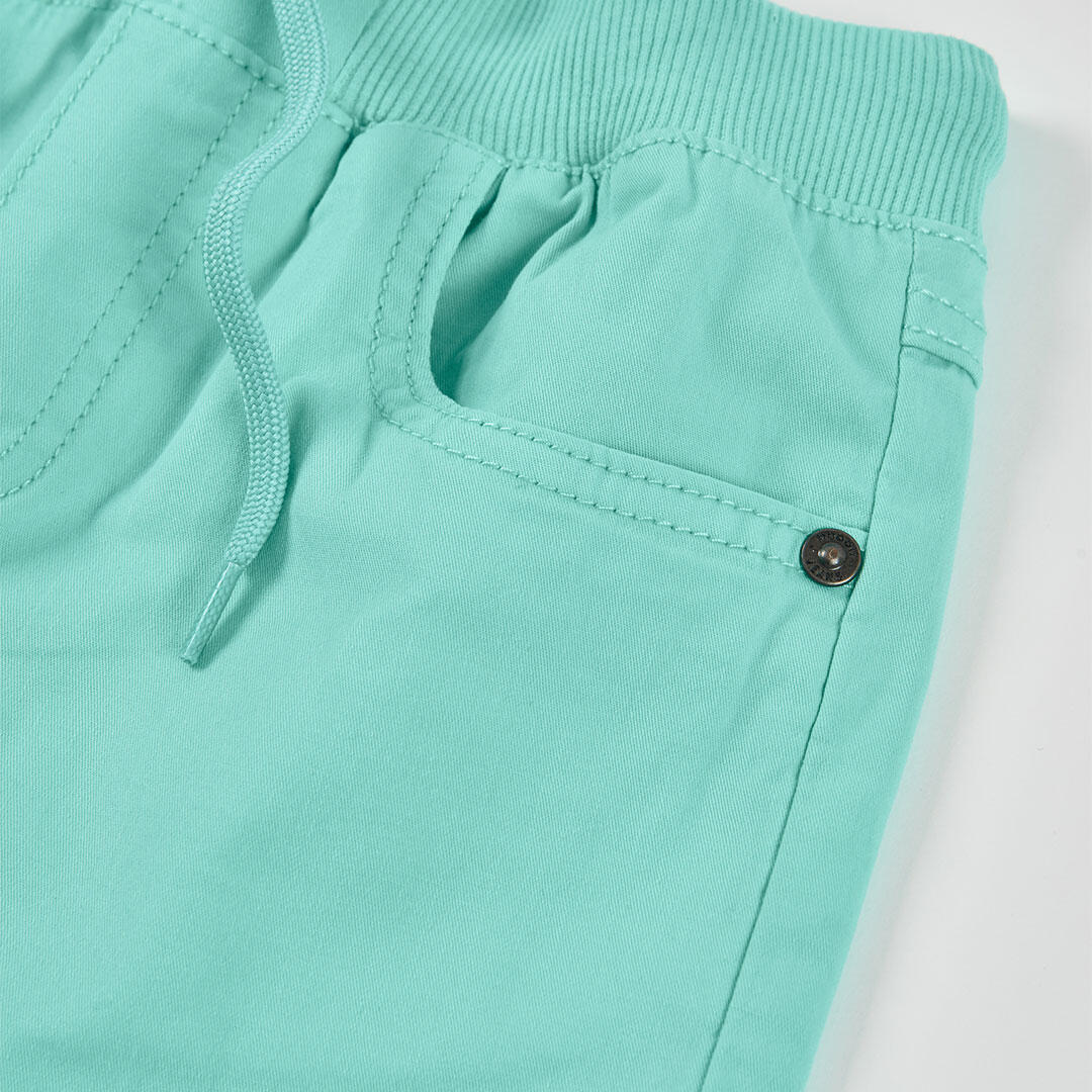Bermudas de gabardina elástica para niño, verde agua 3/4