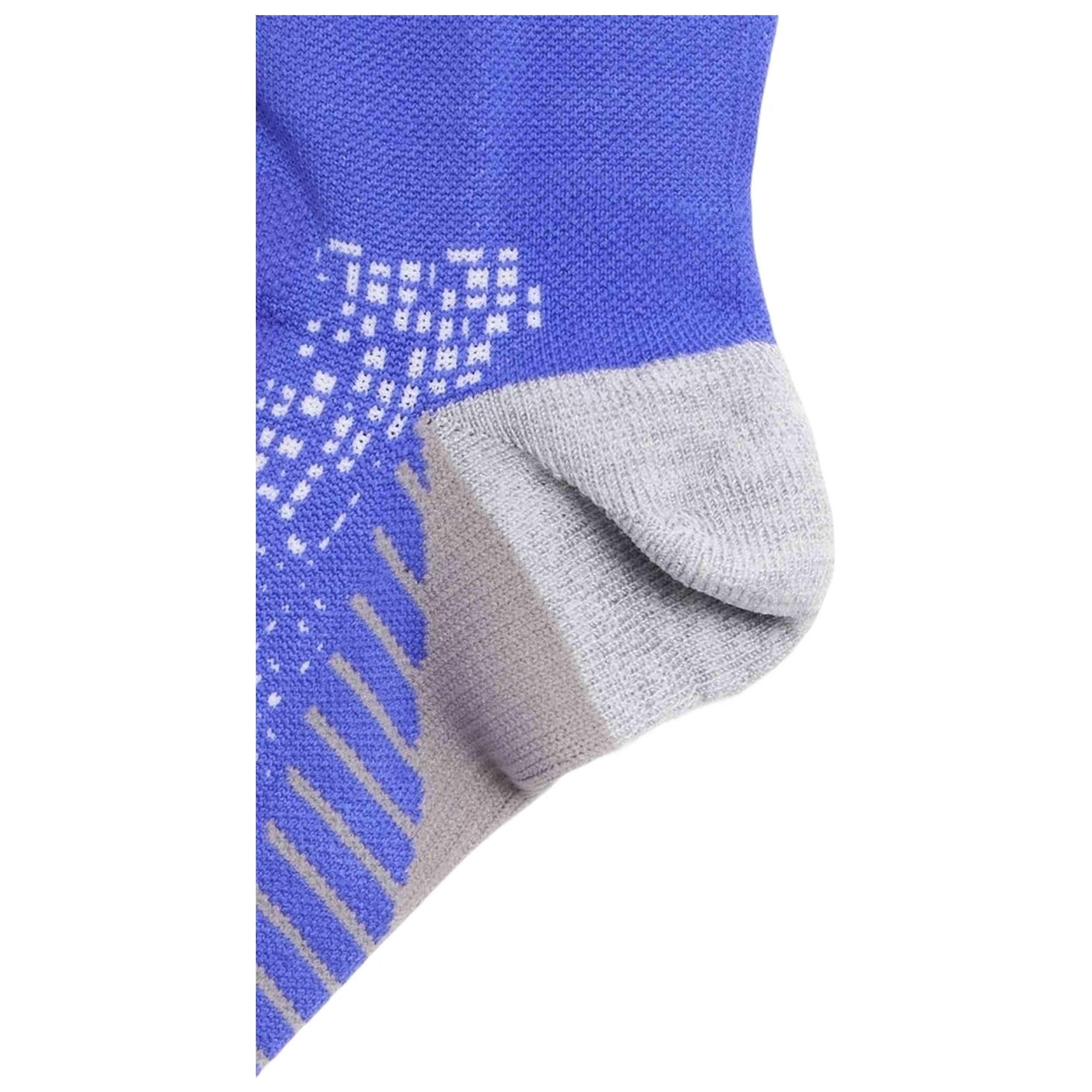 Chaussettes Asics modèle 3013B346-400 pour homme 3/4