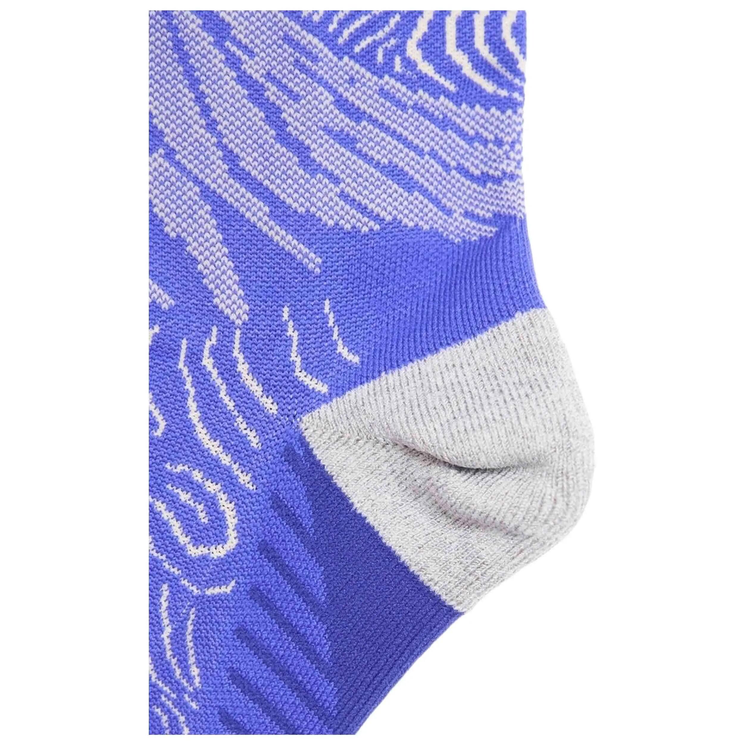 Calzini Asics modello 3013B327-400 per uomini 3/4