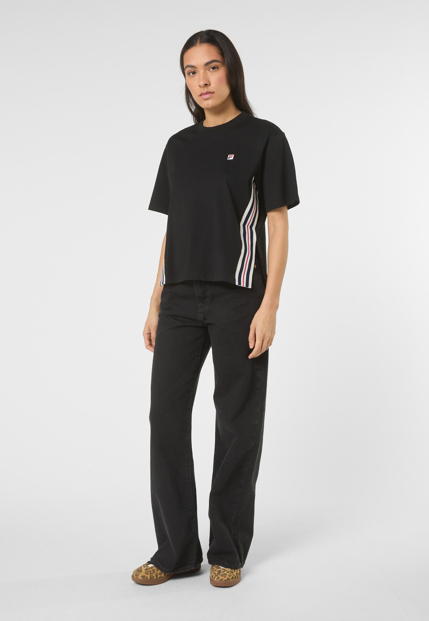 FILA Apparel SERRETTA Loose Heritage Tape T-Shirt 3/6