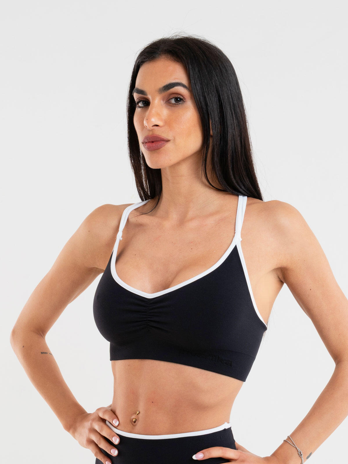 Top sportivo donna fitness e tempo libero Eclettika seamless push-up Black 2/5