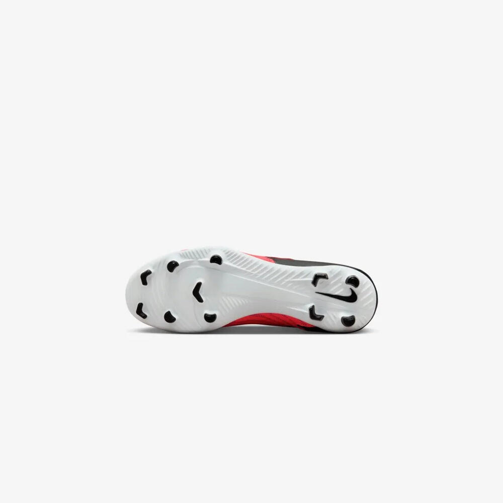 Buty piłkarskie Korki Nike Phantom GX Club DF FG/MG 5/7
