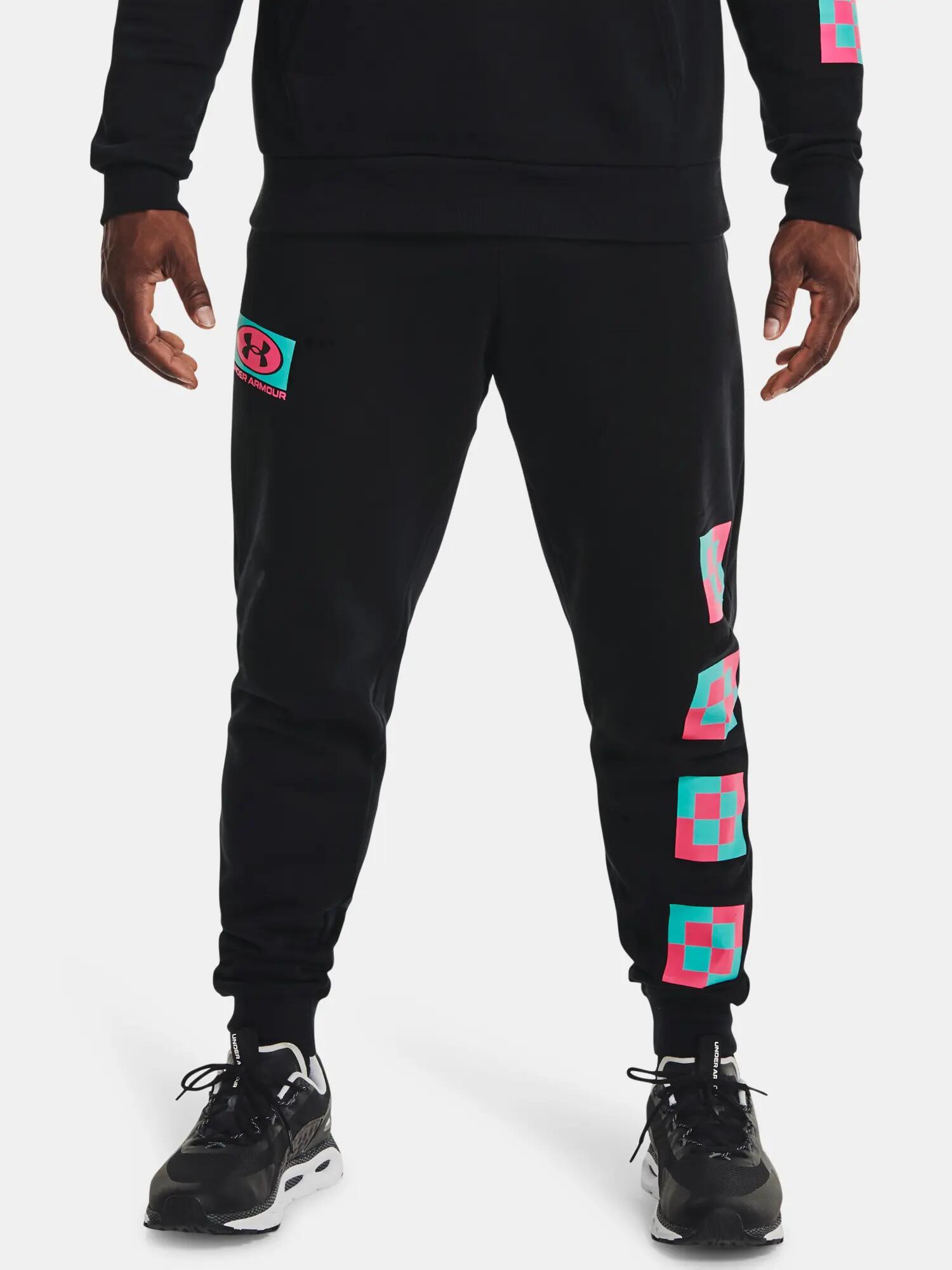UNDER ARMOUR picture