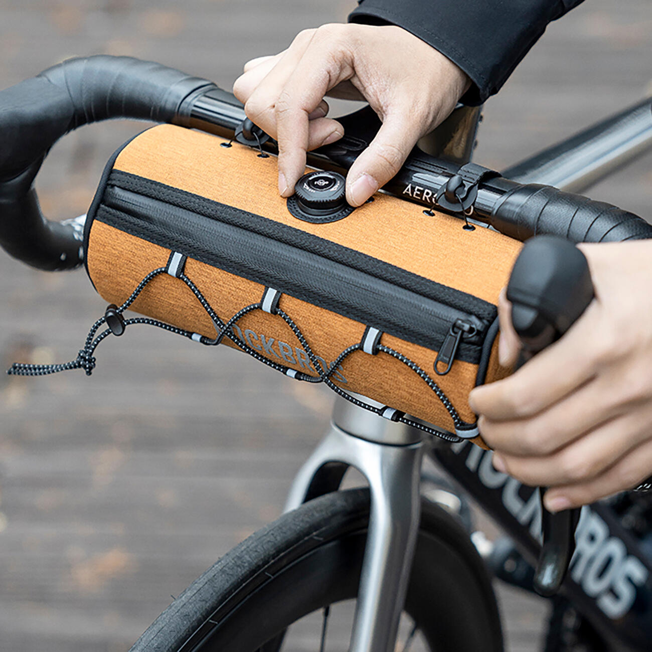 Waterdichte fietstas voor het stuur 7/7