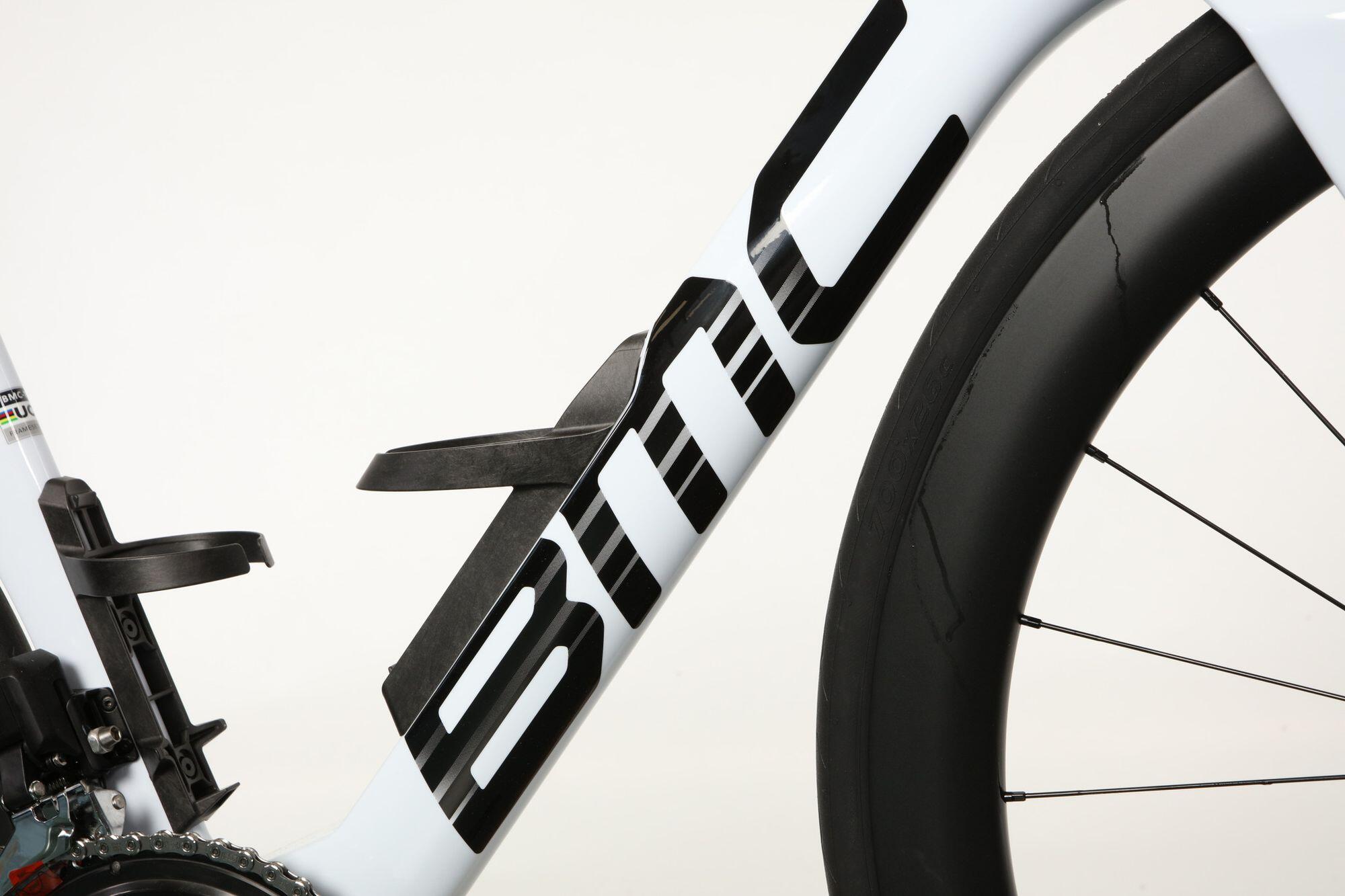 Reconditionné Vélo de Route BMC Teammachine R 01 Five Shimano 105 Di - Très Bon 5/5