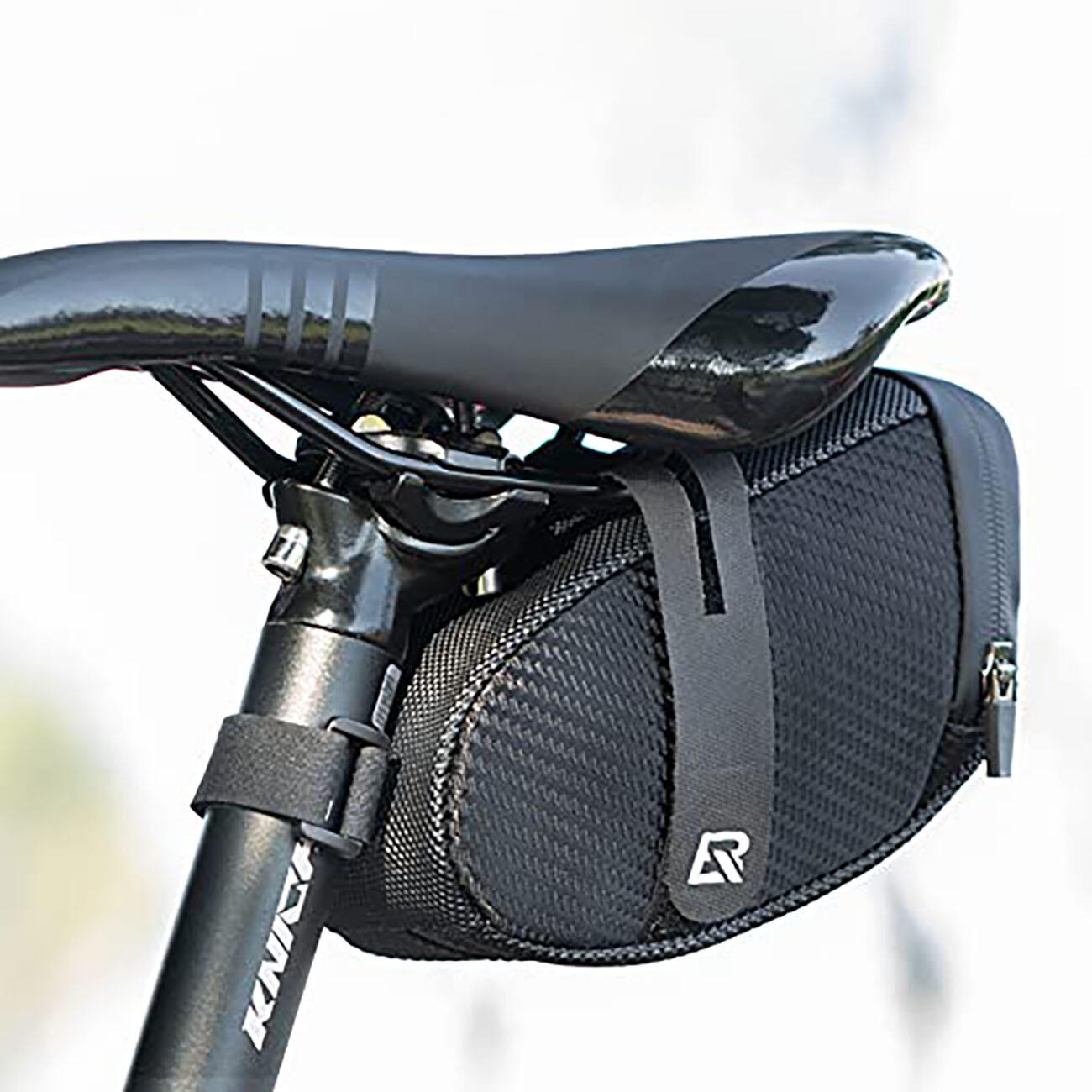 Torba rowerowa podsiodłowa 2/4