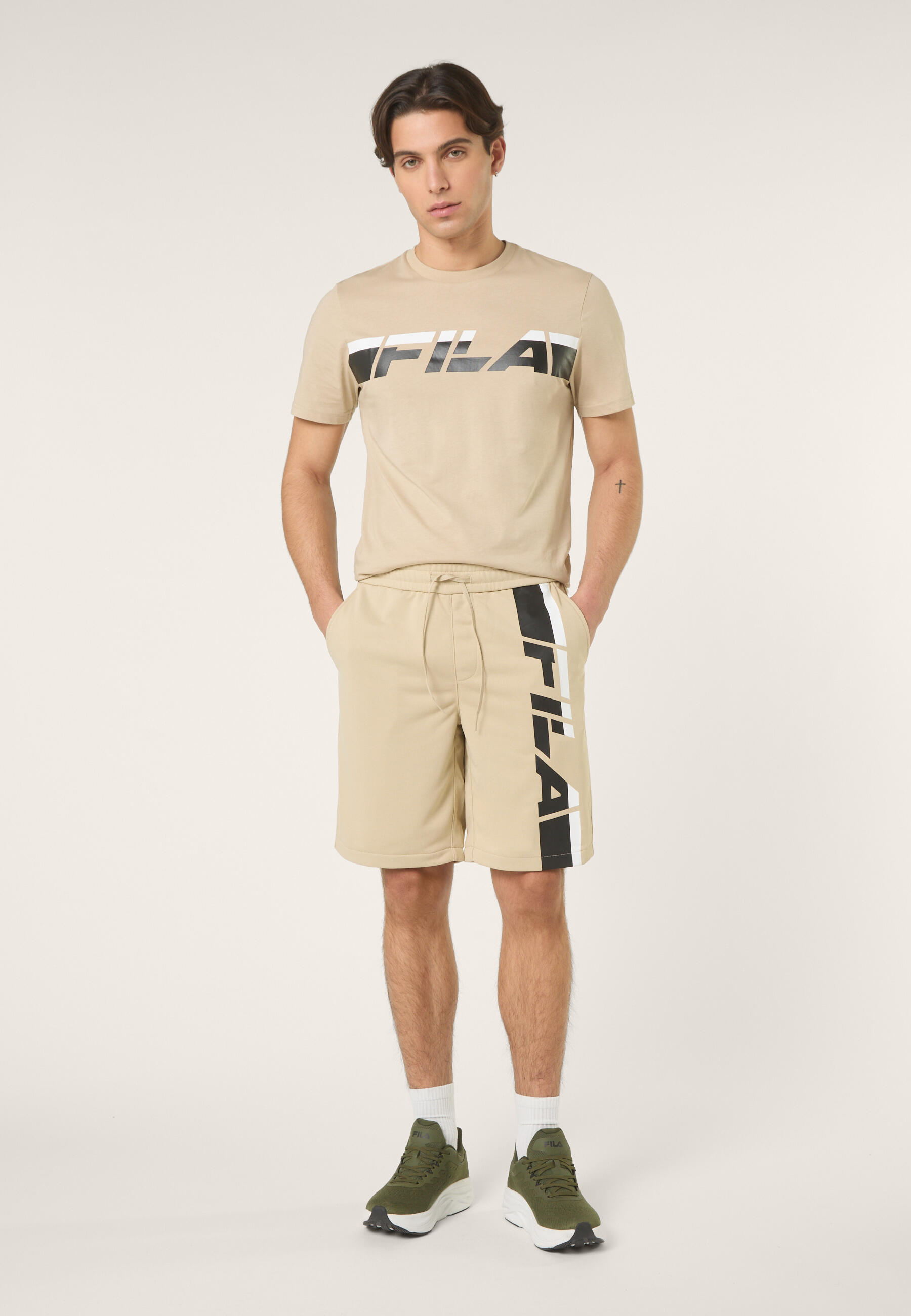FILA Apparel VALIVERSI Regular Graphic T-Shirt 3/7