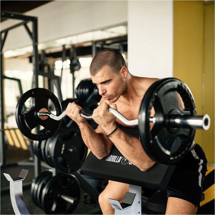 Curlbank in Schwarz/Weiß für effektives Armtraining 5/7
