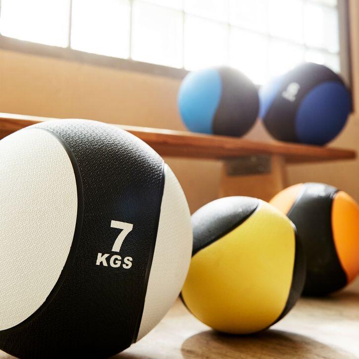 Medicijn Bal set 15 kg - 5 trainings Ballen - Medicine ball 3/7