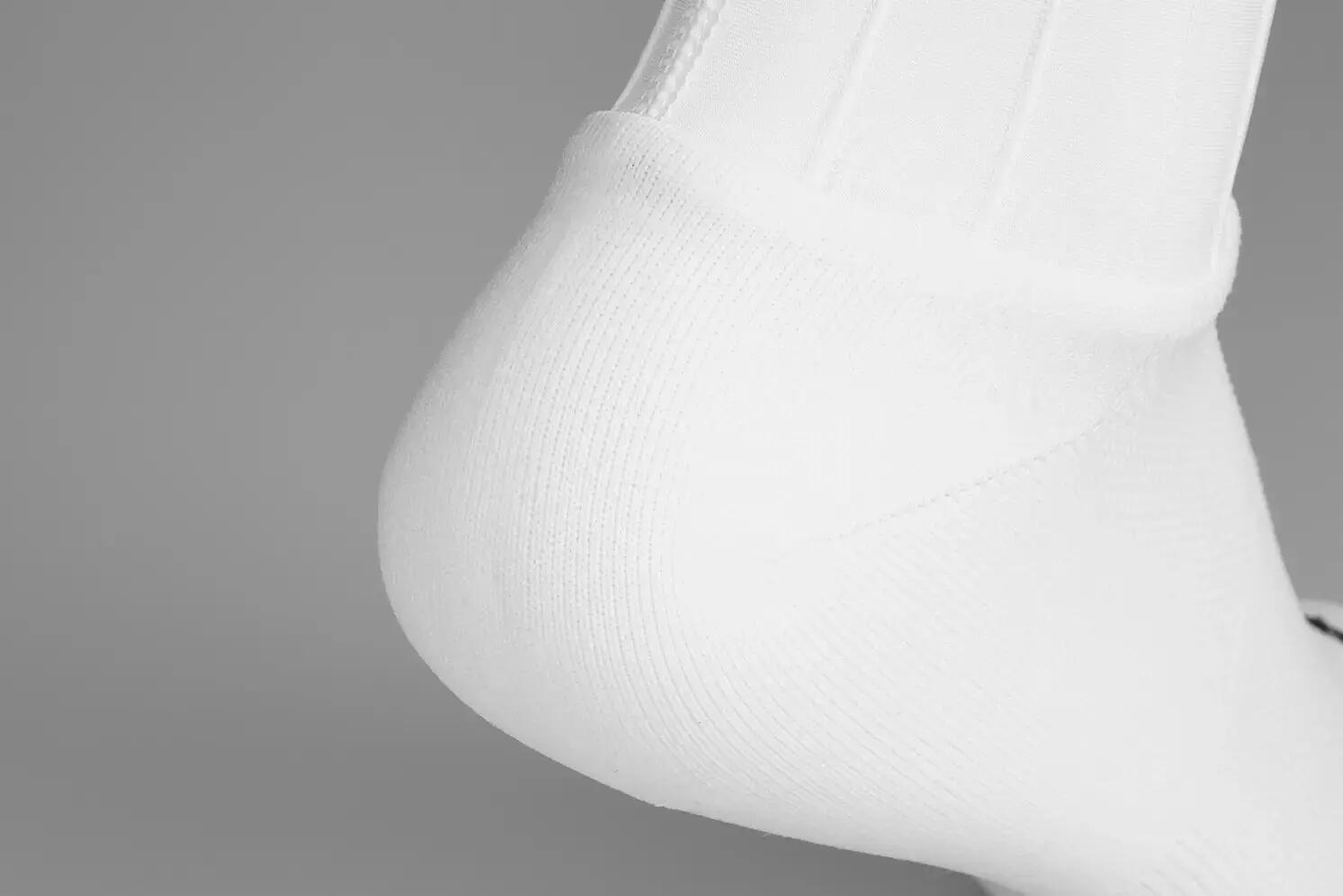 Chaussettes cyclisme aérodynamiques route blanches - AERO 6/7